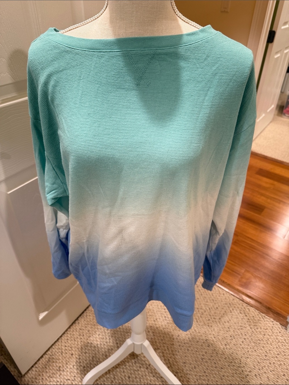 Splendid Aqua to Blue Ombre Waffle-Knit Pullover Sweatshirt